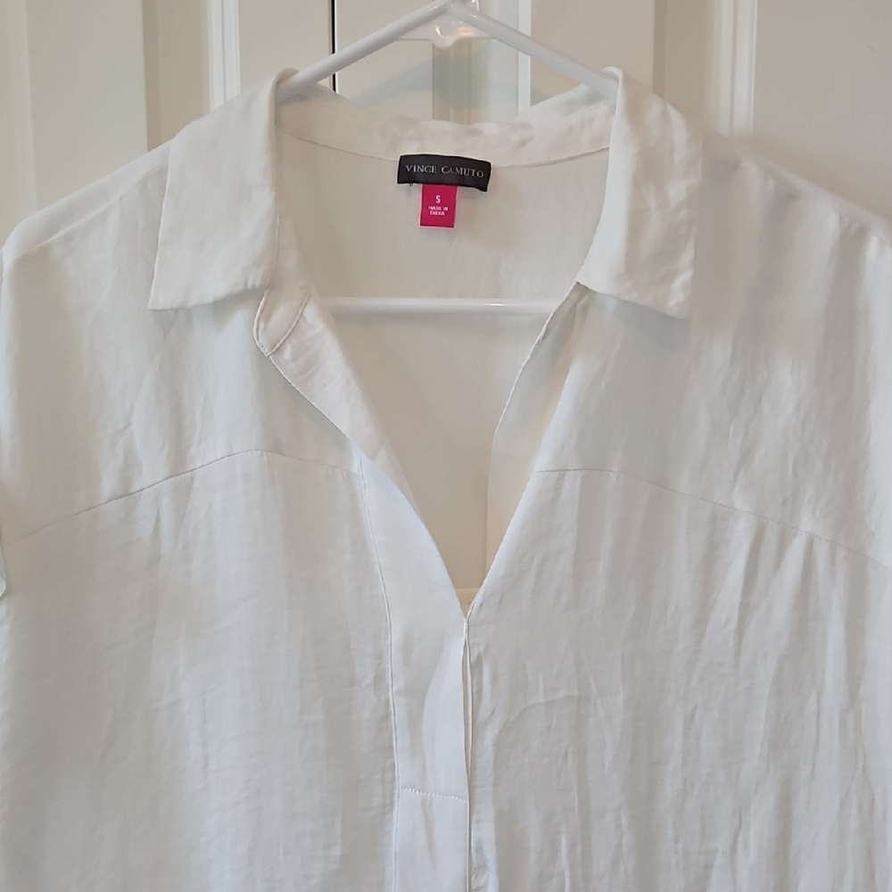 VINCE CAMUTO BLOUSE